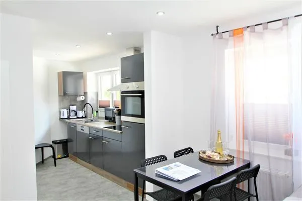 Küche / Küchenzeile  Glücks-Burg "Sonne"