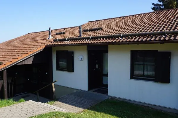 Fassade / Eingang Feriendorf Hochbergle Haus 39