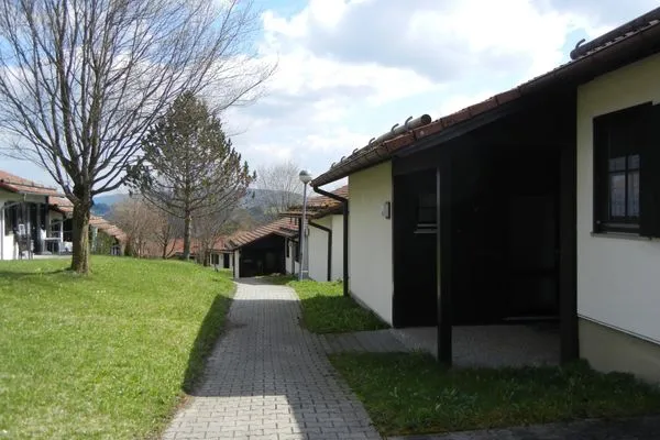 Fassade / Eingang Feriendorf Hochbergle Haus 85