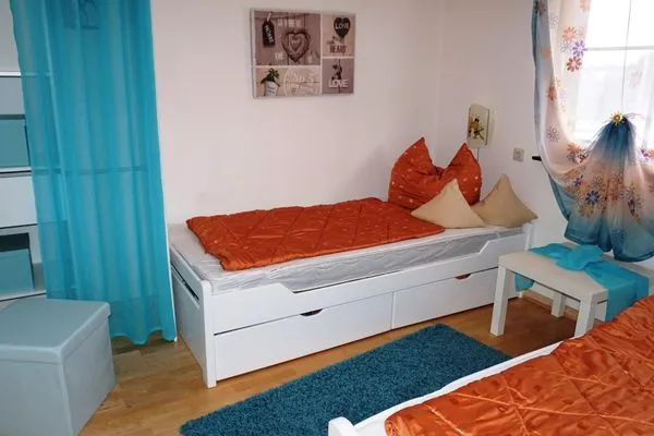 Schlafzimmer Feriendorf Hochbergle Haus 95