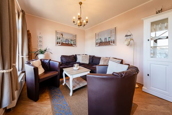  Ferienwohn. Windjammer Ostseebad Ahrenshoop - Wohnzimmer
