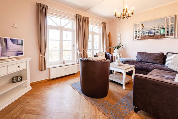  Ferienwohn. Windjammer Ostseebad Ahrenshoop - Wohnzimmer