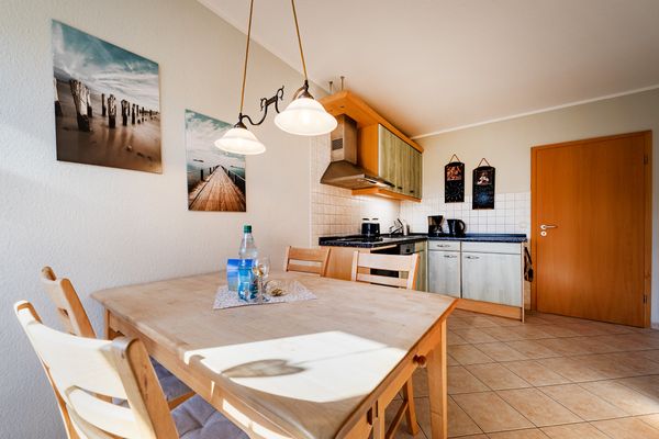  Ferienwohn. Windjammer Ostseebad Ahrenshoop - Küche / Küchenzeile
