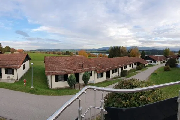 Gartenblick Feriendorf Hochbergle Haus 108