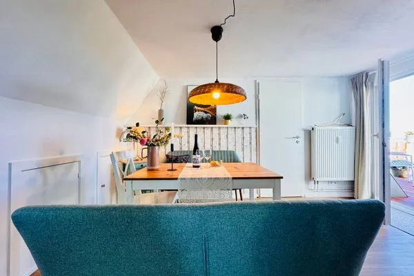 Wohnzimmer mit Essplatz und Meerblick  Nordkiek No. 8