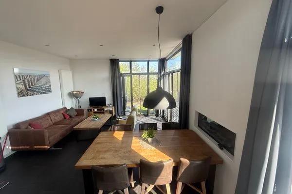  EuroParcs Bad Meersee Chalet Küstenzeit mit Zaun Haus Nr. 97