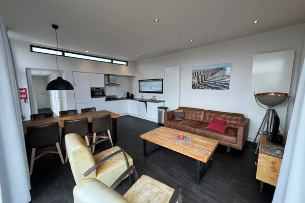  EuroParcs Bad Meersee Chalet Küstenzeit mit Zaun Haus Nr. 97