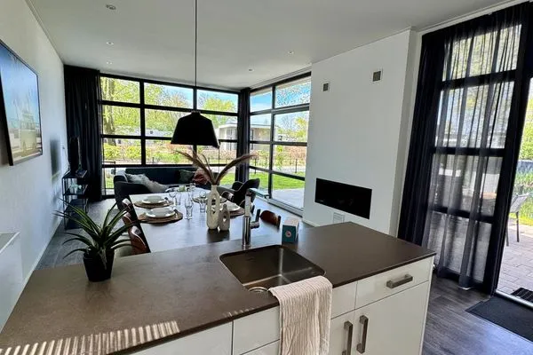  EuroParcs Bad Hoophuizen Chalet am Wasser für 6 Personen Nr. Zuiderzee 21