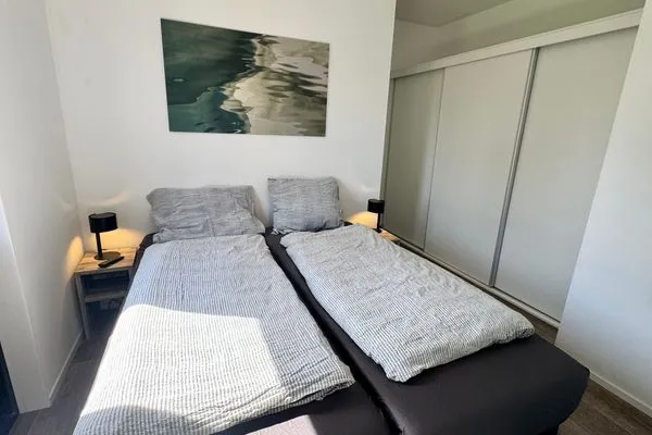  EuroParcs Bad Hoophuizen Chalet Glücksort mit Zaun Haus Nr Water03