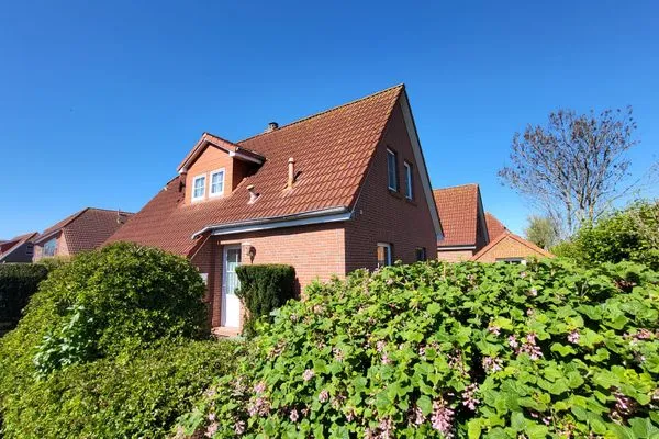 Fassade / Eingang  Haus Annalena