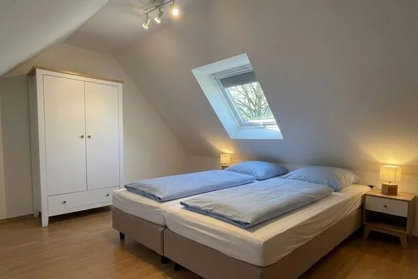   Ferienglück im Doppelhaus - 60 m zum Strand (Haus 1)