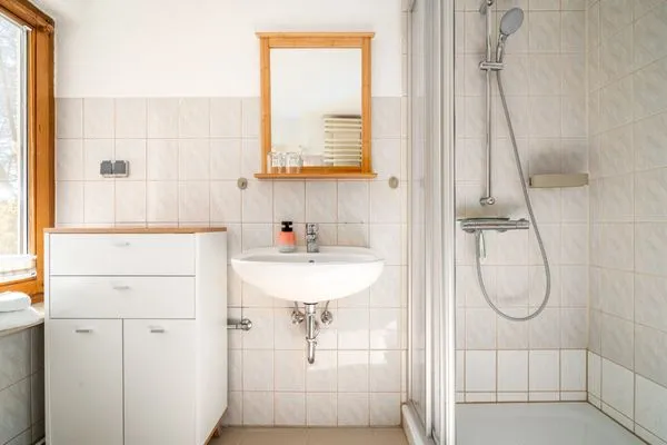 Ferienhaus Waterkieker am Jabelschen See - Badezimmer  Waterkieker