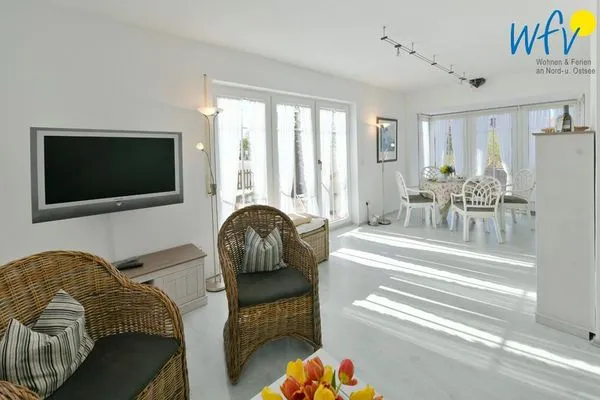 Wohnzimmer Haus vorm Riff Ferienwohnung Memmertfeuer