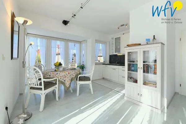 Wohnzimmer Haus vorm Riff Ferienwohnung Memmertfeuer