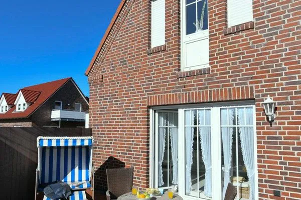 Terrasse Haus vorm Riff Ferienwohnung Memmertfeuer