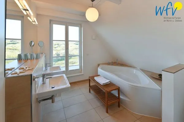 Badezimmer Landhaus Ostdüne Ferienwohnung Dünenmeer