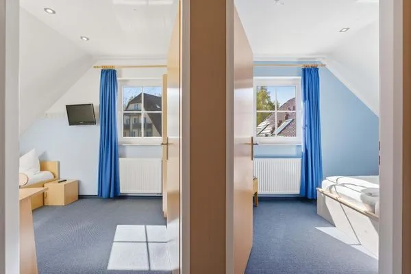 Blick auf die beiden Schlafzimmer Am Deich Am Deich Haus 24