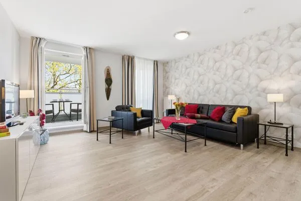 Wohnbereich mit Zugang zum Balkon  Haus Seeblick Wohnung 326