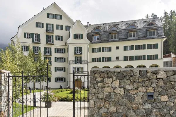 Fassade / Eingang  Residenza Alpenrose 22