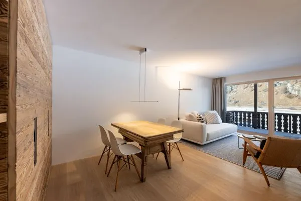 Wohnzimmer  Chesa Curtinella 21