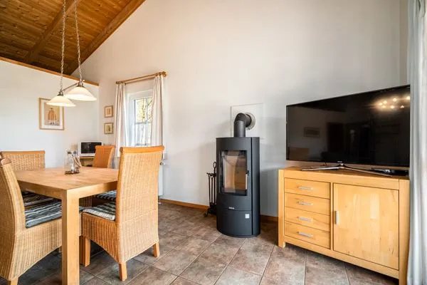 Ferienhaus Himmelblau in Jabel - Kamin  Himmelblau