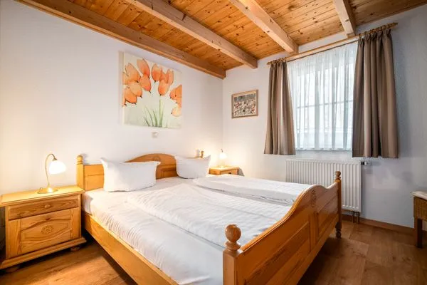 Ferienhaus Himmelblau in Jabel - Schlafzimmer  Himmelblau