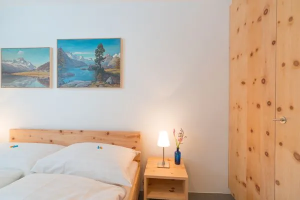 Schlafzimmer  Chesa Lagrev 1