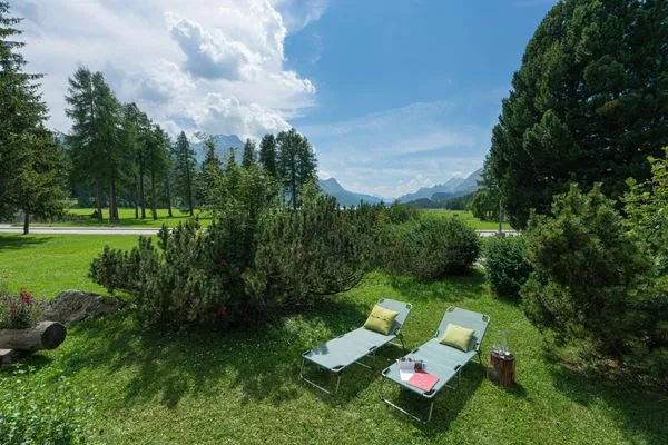 Garten  Chesa Tscheppa 1