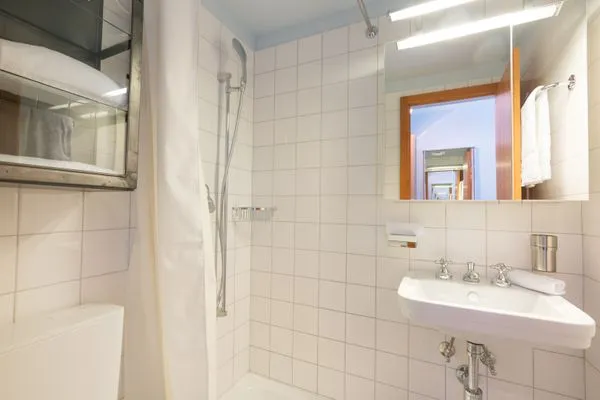 Badezimmer  Chesa Survial 4