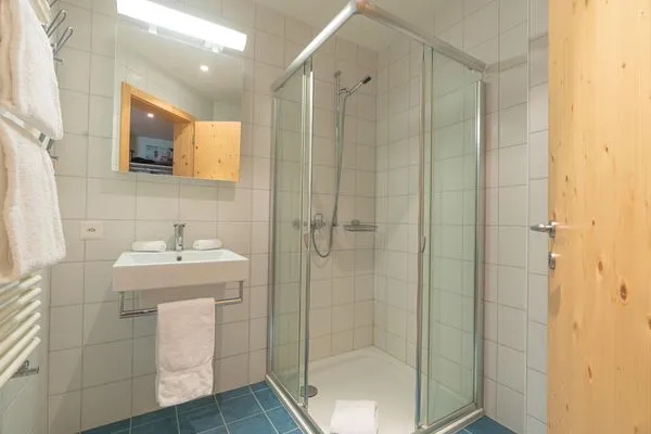 Gäste-WC  Chesa Radonda 1