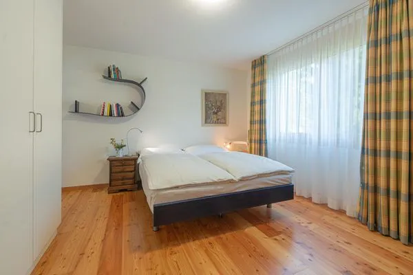 Schlafzimmer  Chesa Radonda 1