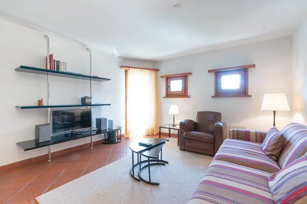 Wohnzimmer  Chesa Polaschin B6