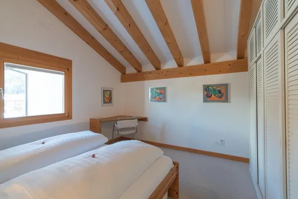 Schlafzimmer  Chesa Cravunera 29