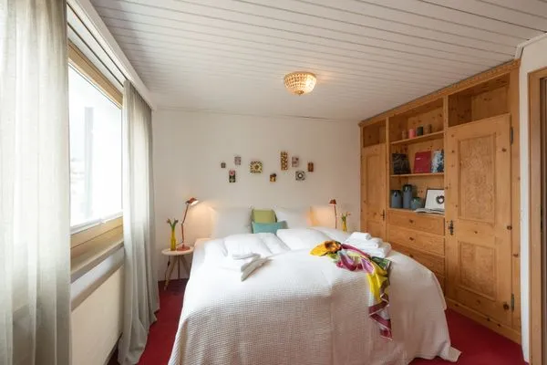 Schlafzimmer  Chesa Flurina 2