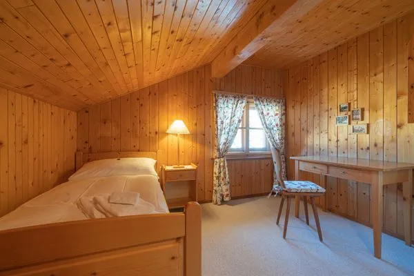 Schlafzimmer  Chesa Muot Mulin
