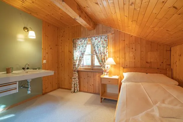 Schlafzimmer  Chesa Muot Mulin