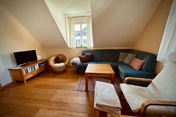  Mansarde Wieck - Wohnzimmer