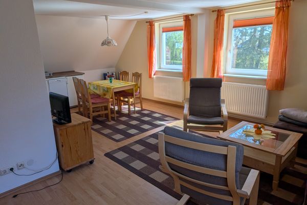  An der alten Kastanie - Whg B Wieck - Wohnzimmer