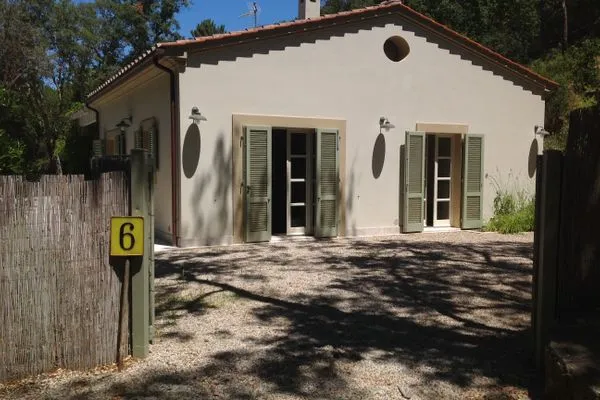 Fassade / Eingang  Elba, Casa numero 6