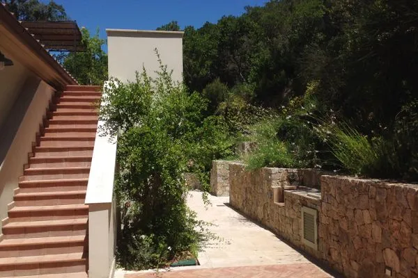   Elba, Casa numero 6