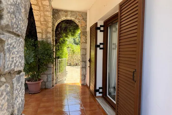 Balkon  Jassemi Studio