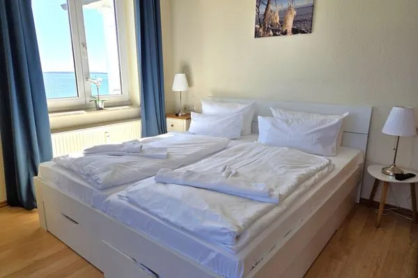 Bett  Villa Seeblick App. 408 mit herrlichem Meerblick in Sassnitz auf Rügen