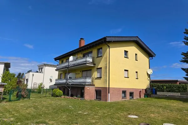 Hauptansicht  FeWo Ostseeglück im Jasmund-Paradies mit Terrasse und haustierfreundlich