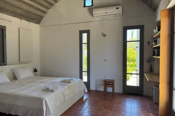 Bedroom  Ageranos