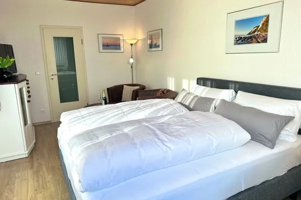 Bett  Ferienhaus Seeblick in Sassnitz auf Rügen mit Terrasse