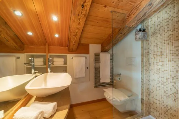 Badezimmer  Chesa Cavril