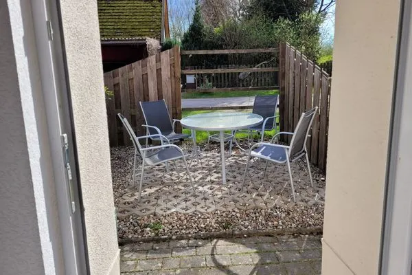   geraümige Wohnung im Grünen