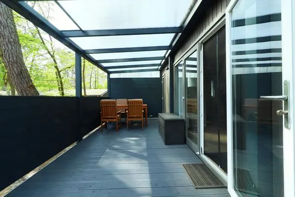 Terrasse  Ferienbungalow "Ostseehaus Sophie" - direkt hinter der Düne