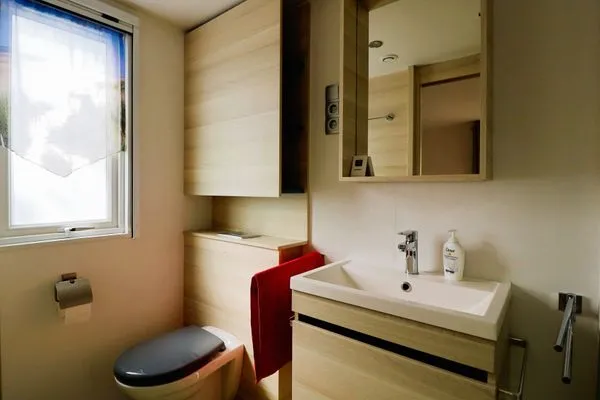 Badezimmer  Ferienbungalow "Ostseehaus Sophie" - direkt hinter der Düne