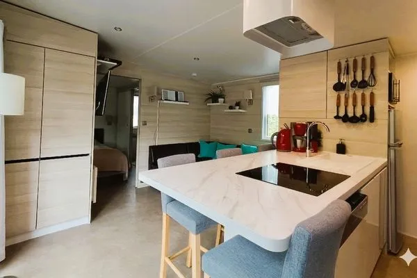 Küche / Küchenzeile  Ferienbungalow "Ostseehaus Sophie" - direkt hinter der Düne